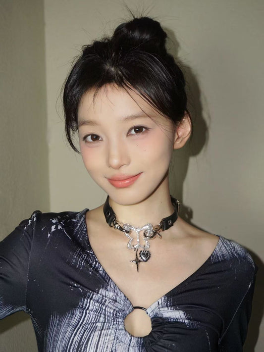 evilyumi Resin Butterfly Collar